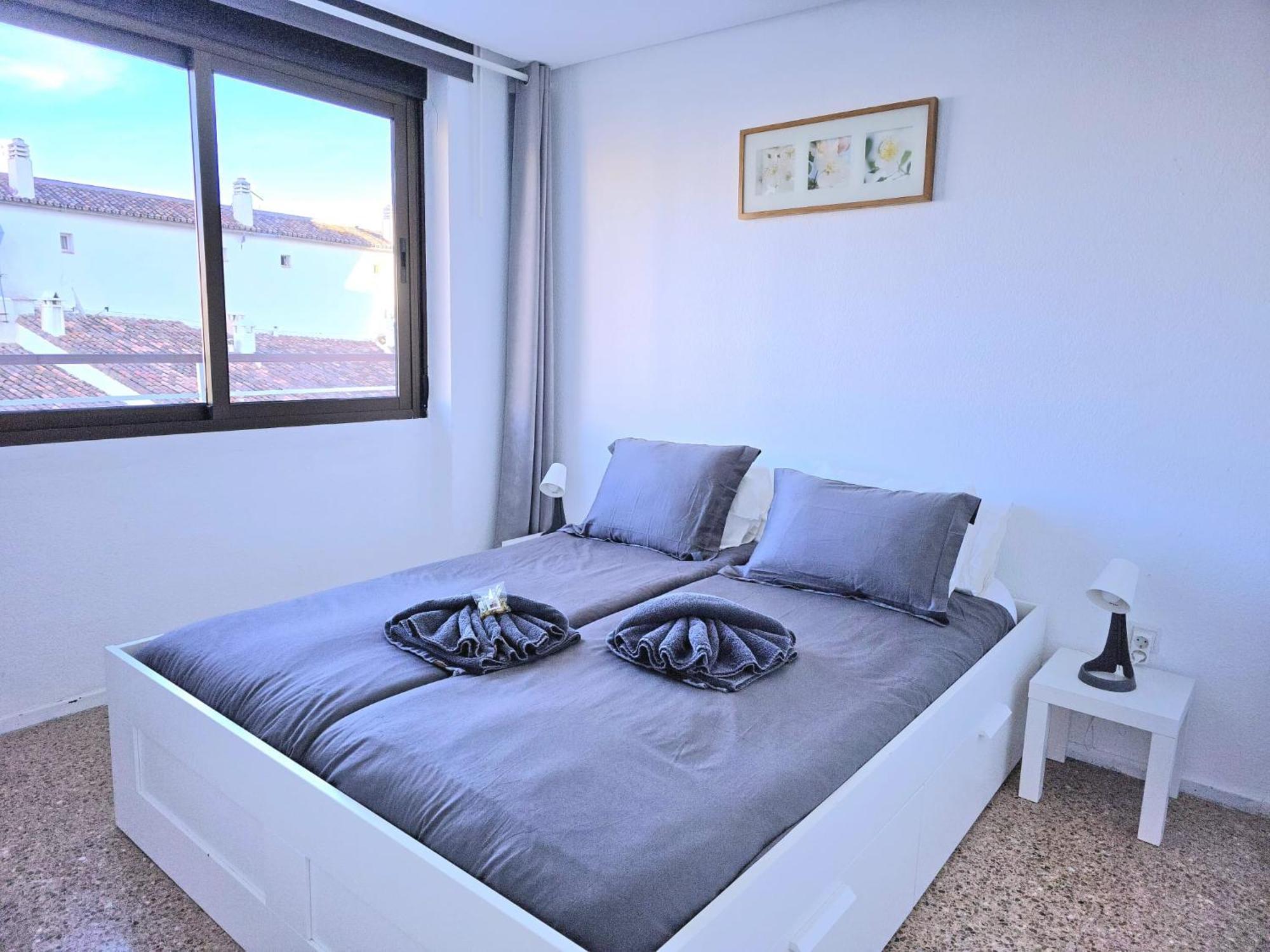 Nogalera Rainbow 2-Bedroom Apartment, Pool And Parking By Namaste Elite Torremolinos Kültér fotó